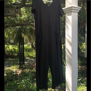 Loose fit cropped leg romper